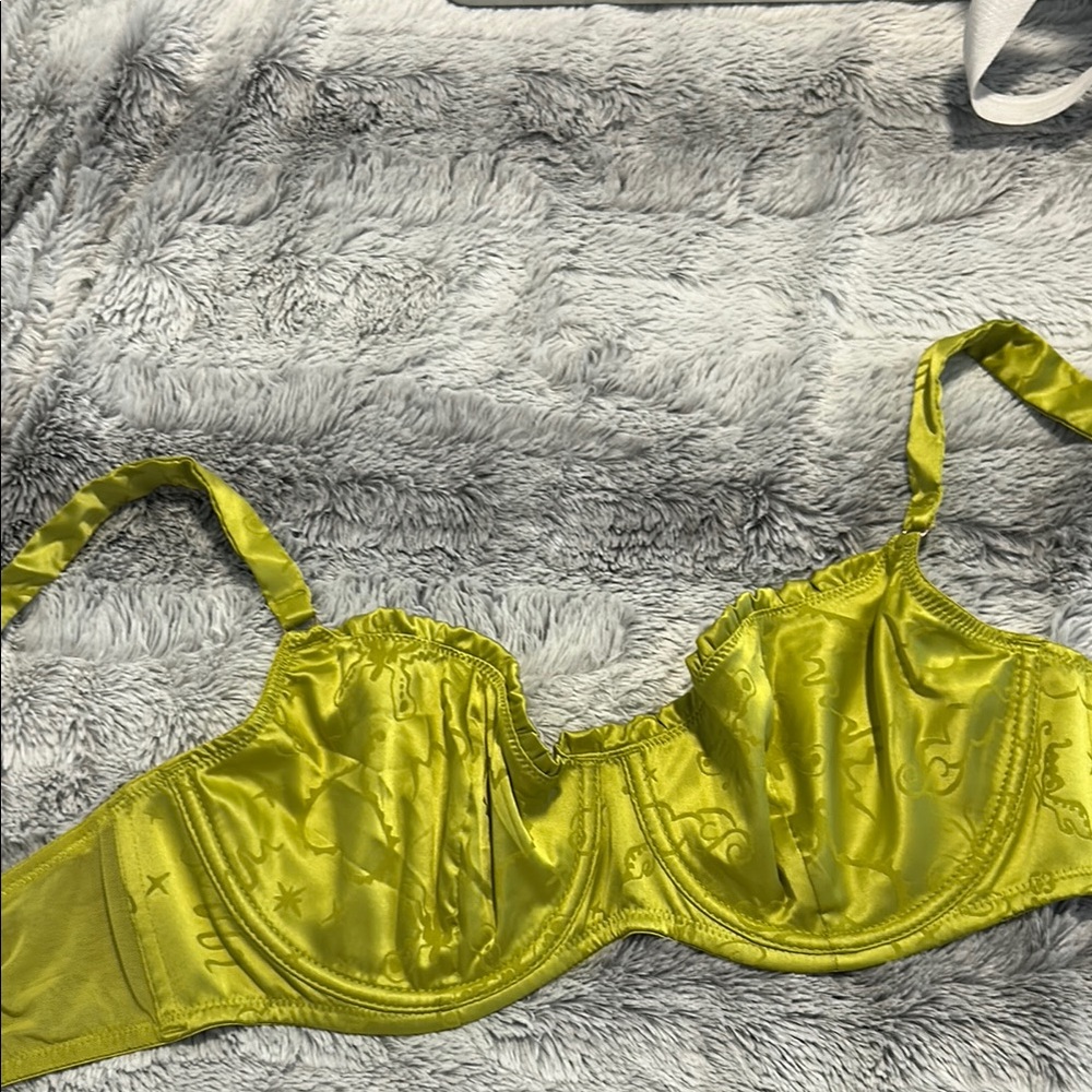 Lime Green Satin Underwire Bra Savage X Fenty